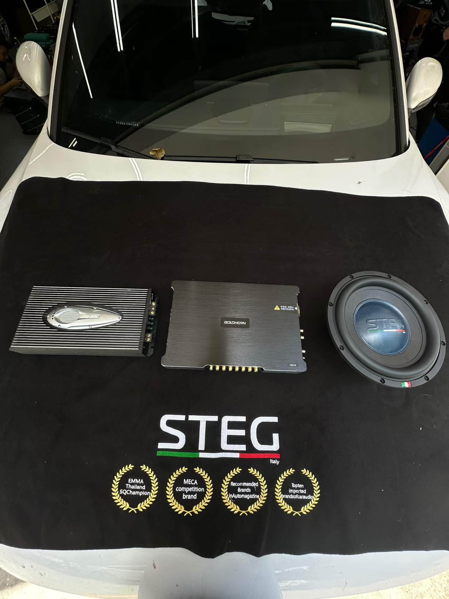 8ecee36ce6f0ce8f486f3c30cbd2e184.jpg