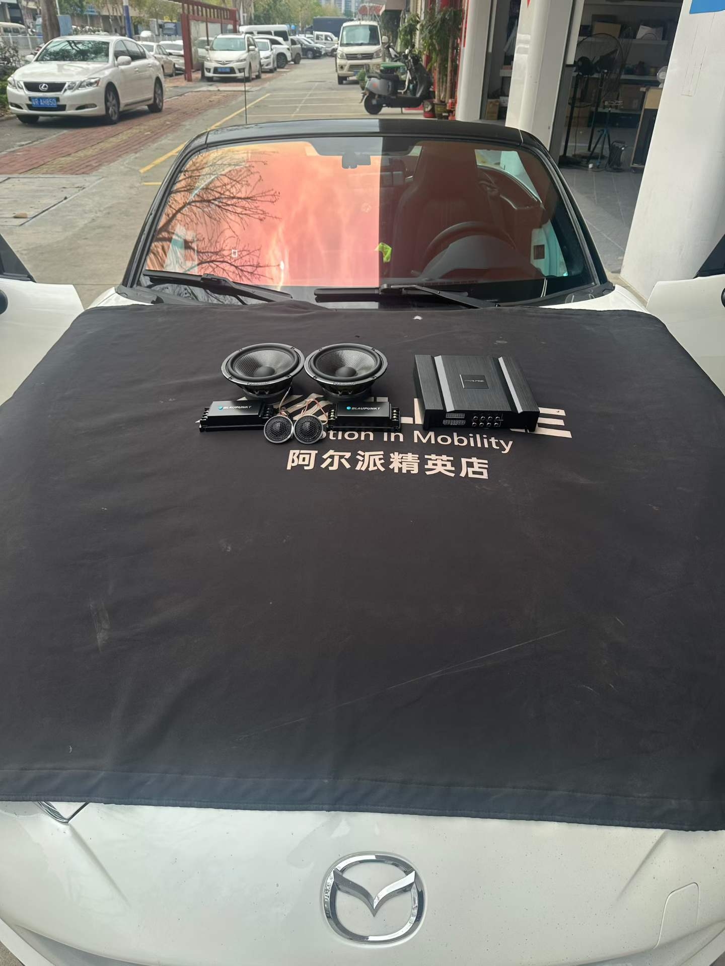 6e7f87321656eb5ff28b7e67b325cfe2.jpg